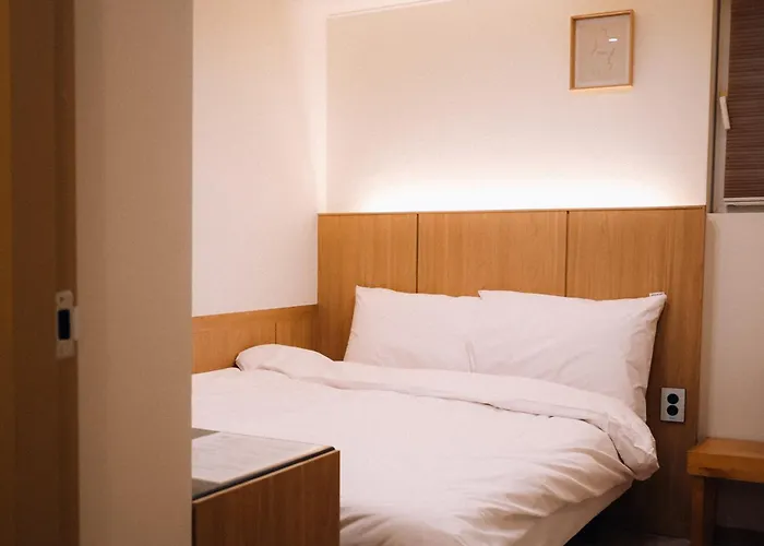 Aru In Motel