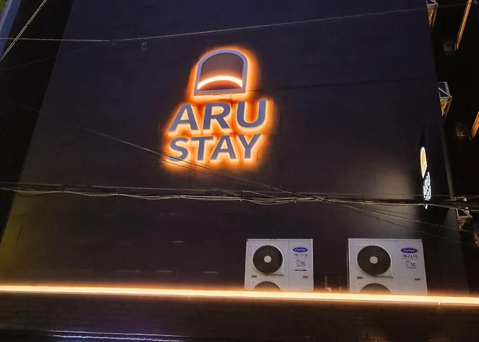 Aru In Motel *